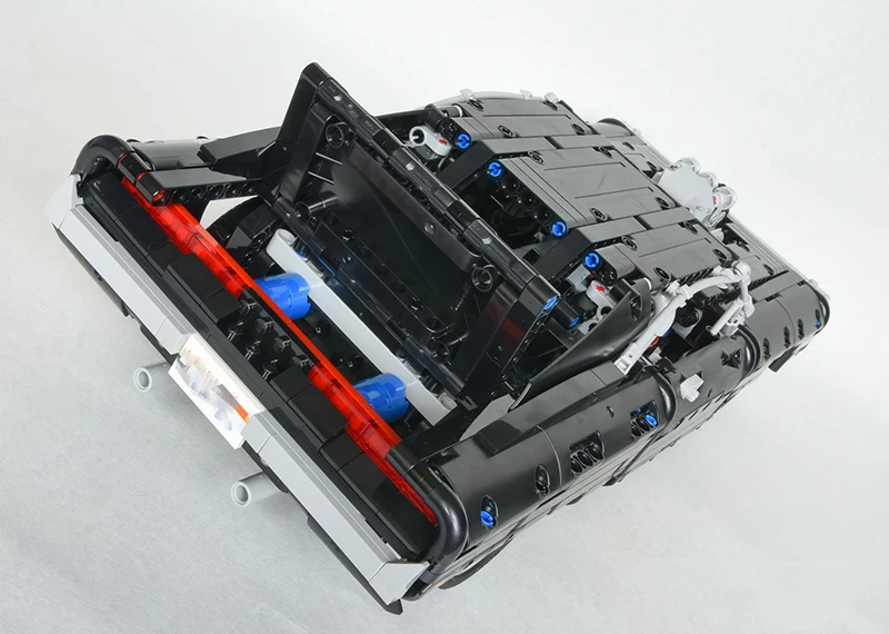 Fast & Furious - Dom's Dodge Charger - 1077 Pieces