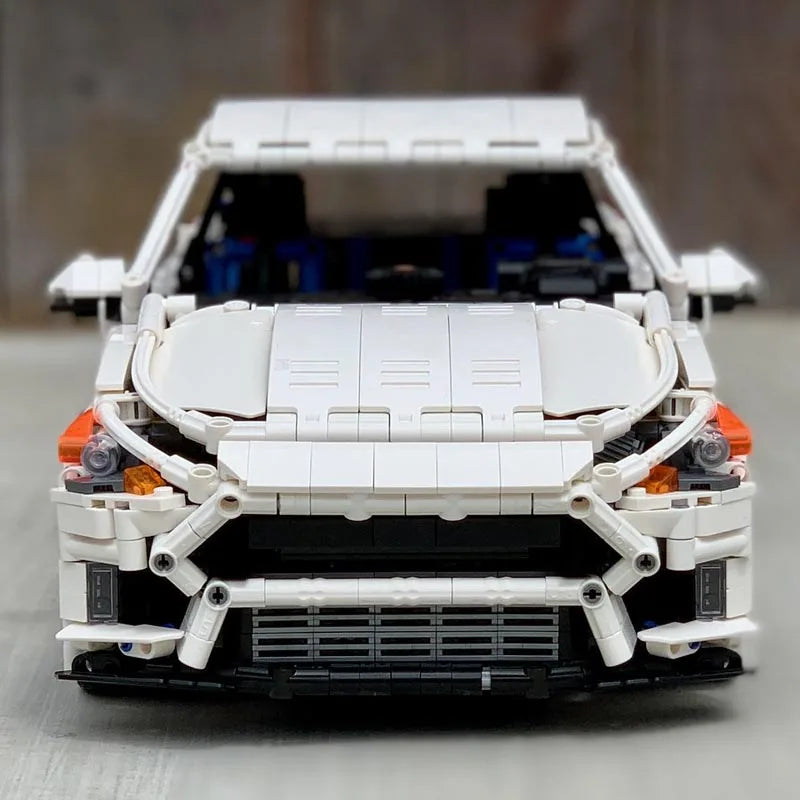 THE MODERN HOT HATCH | 2983PCS